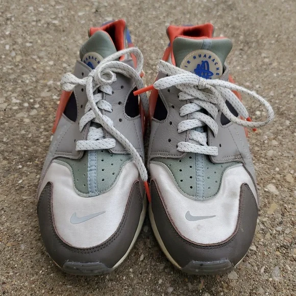 Nike Multicolor Sneakers - Picture 3 of 10